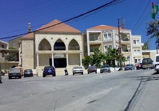 تسلم قائمقام قضاء بعلبك عمر ياسين، مهام قائمقام الهرمل بالتكليف، في حضور رئيس اتحاد بلديات الهرمل مصطفى طه، رئيس بلدية الهرمل صبحي صقر، رئيس بلدية القصر الدكتور حسن زعيتر، ممثل...