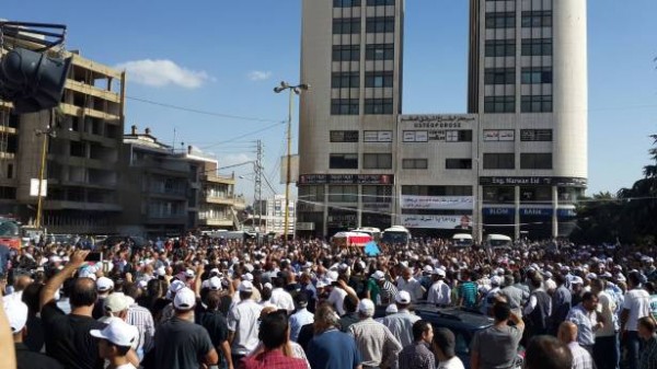 1444838719_20151014142929989457large